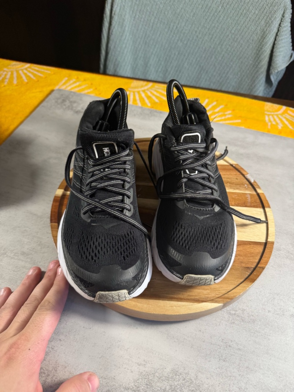 Hoka One One Clifton 8 Womens Size  7  Black White Trail Running Shoes - Picture 2 of 8